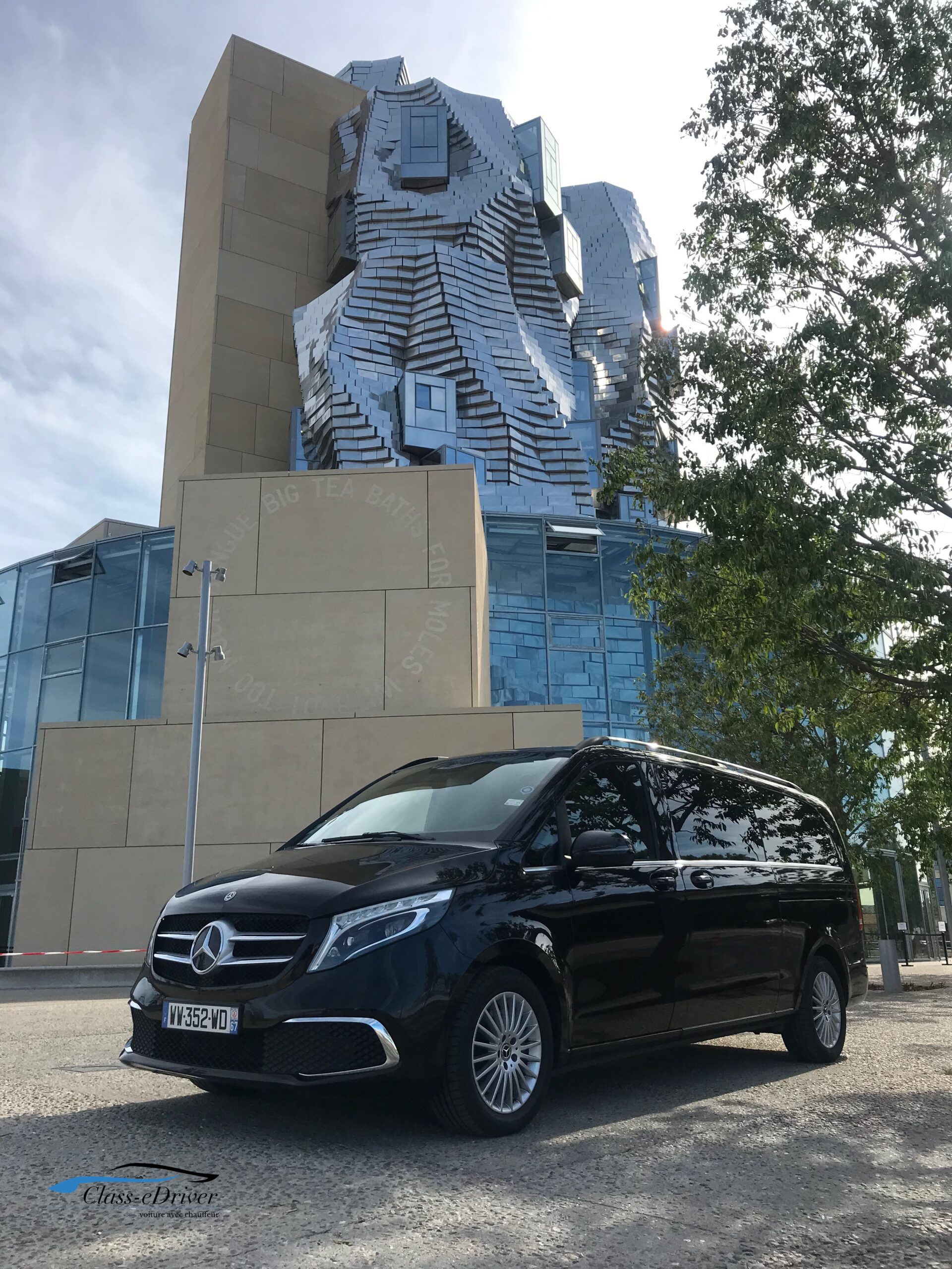 Chauffeur Privé Arles Luma