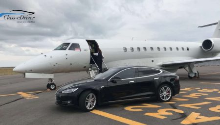 Chauffeur privé Tesla Accueil tarmac aviation privé, Chauffeur service Marseille