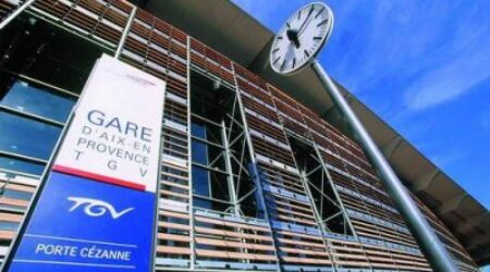 4 T Transfert VTC Gare Aix en Provence TGV